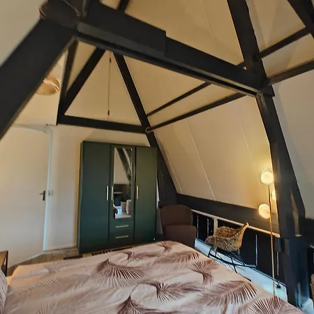 Canal Apartment Alkmaar