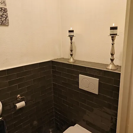 Apartment Canal